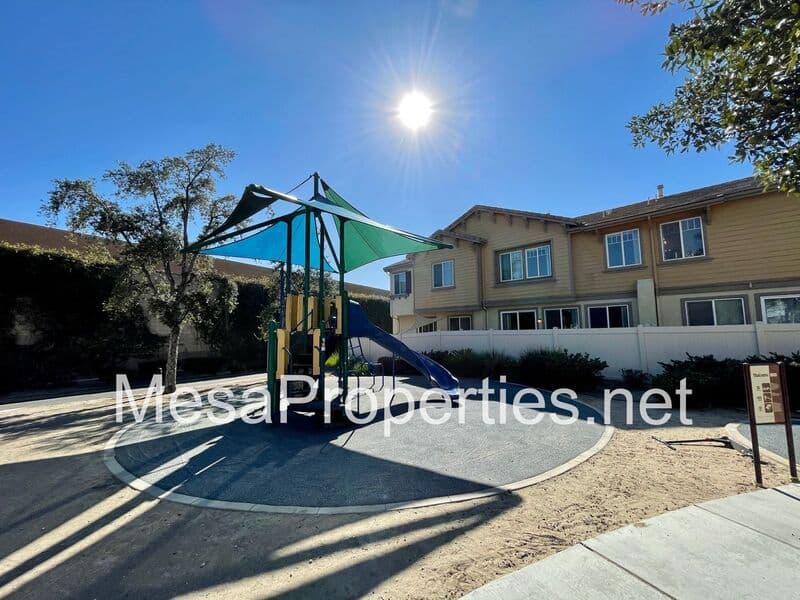 Rancho Cucamonga Townhome: 7161 East Avenue