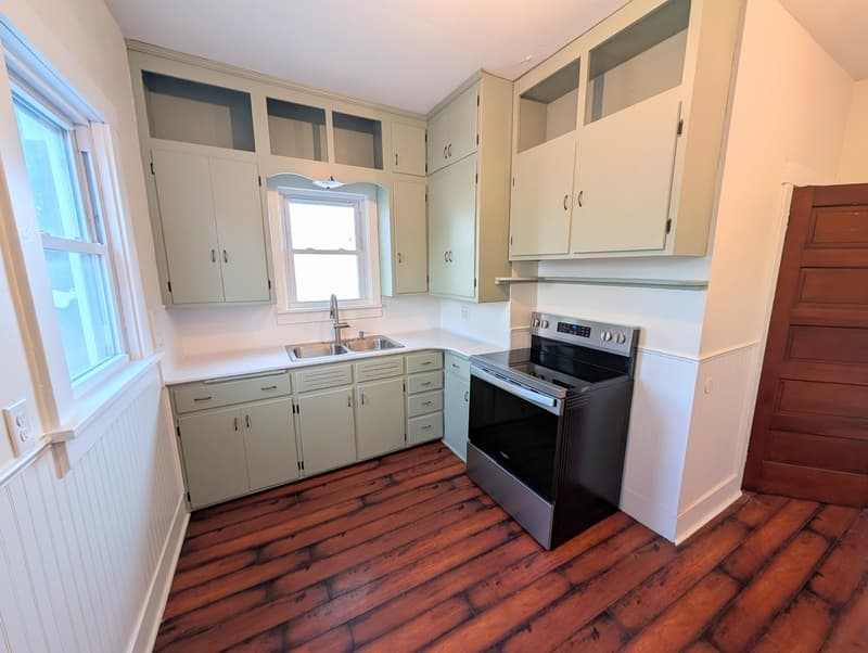 Oskaloosa House: 1015 A Avenue East