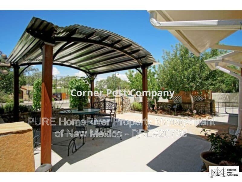 Albuquerque Condo: 404 Dartmouth