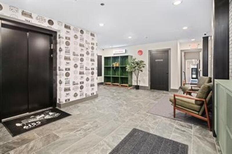 Philadelphia Condo: 6155 Ridge Avenue - 309