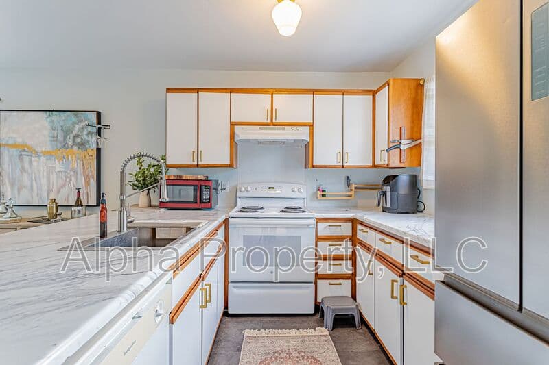 Greenville Condo: 2601 Duncan Chapel Rd