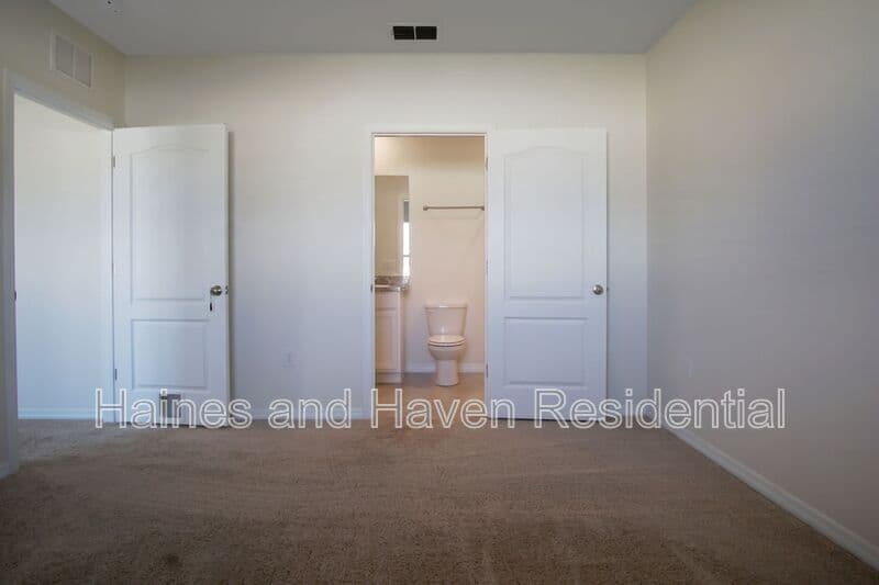Winter Haven House: 409 Corso Loop