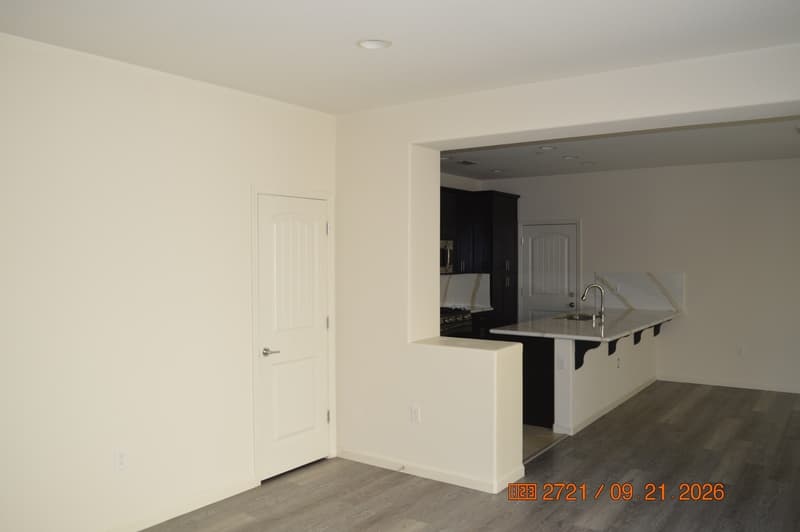 Tracy House: 289 North Orinda Street