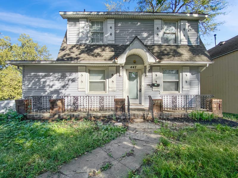 Kansas City House: 447 N Topping Ave