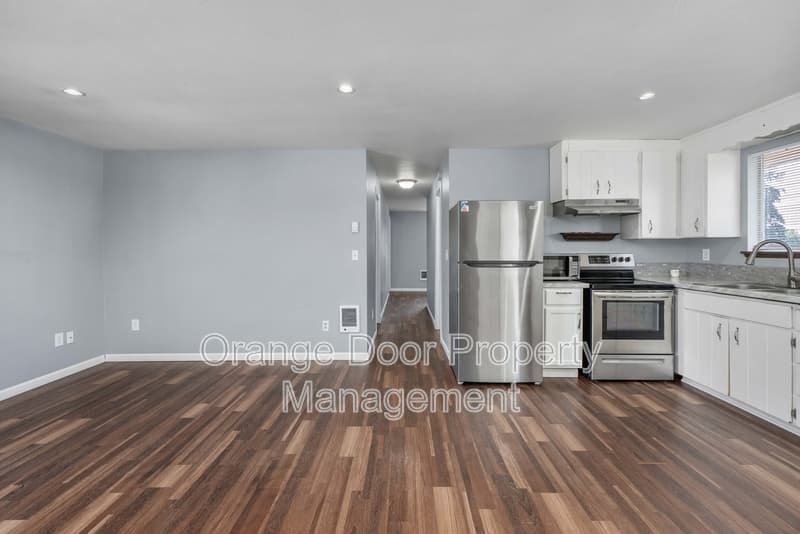 Tacoma Condo: 1613 Wheeler Street South