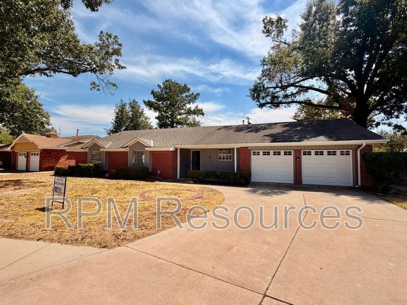 Oklahoma City House: 4120 NW 44th St
