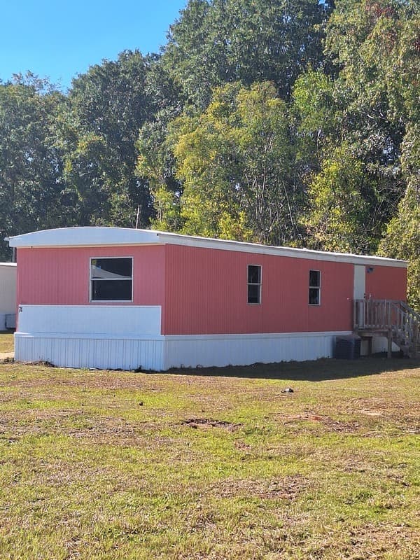 SUMTER House: 4627 Blanche Rd