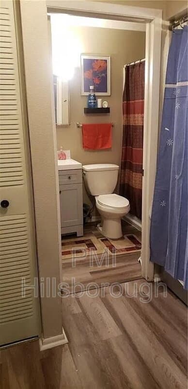 Brandon House: 914 Burlwood Street
