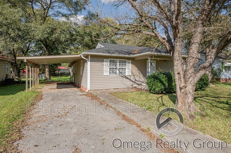 Calera House: 1850 21st Ave