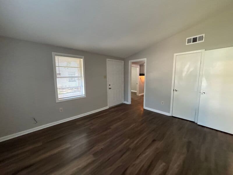 Memphis House: 3911 Ajanders Dr