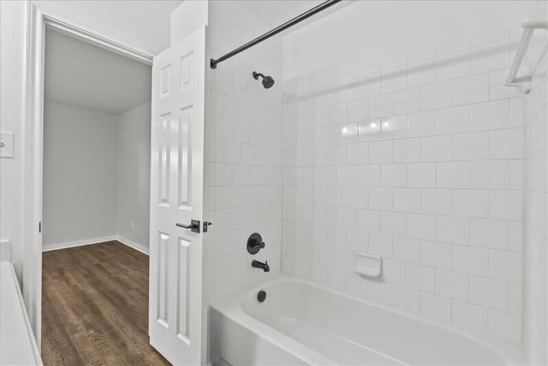 Dickinson Condo: 5139 Caicos Calle
