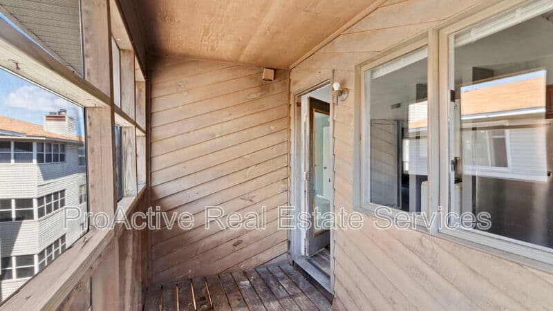 Norfolk Condo: 1415 East Ocean View Avenue - I