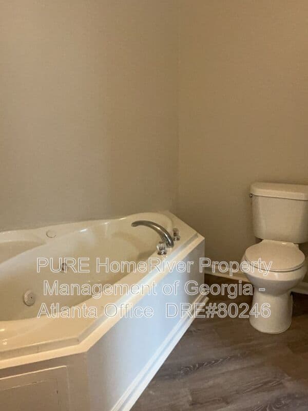 Riverdale Townhome: 2608 Haligan Pt
