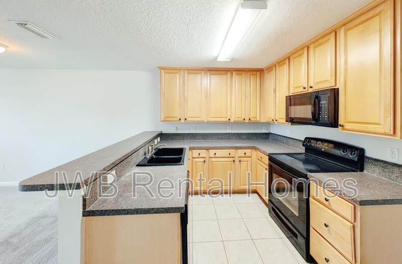 Jacksonville Condo: 6700 Bowden Rd #102