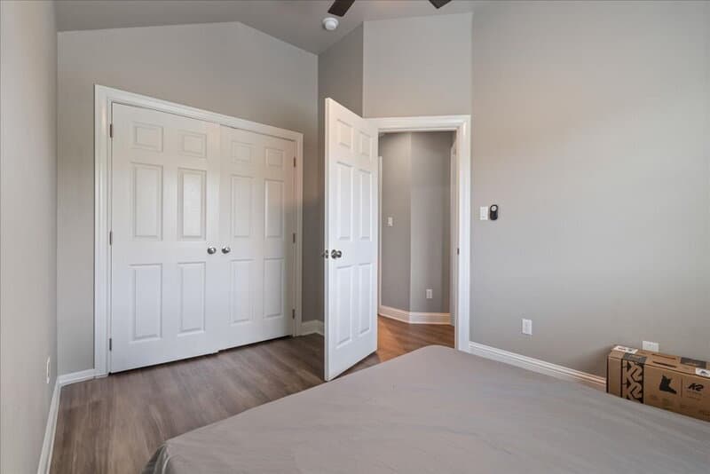 Lago Vista Condo: 5800 Club House Drive A