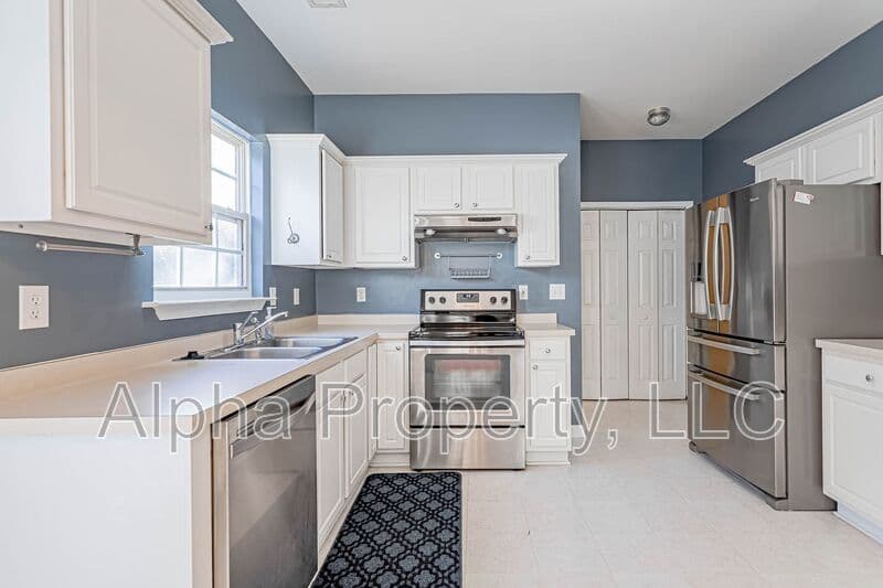 Greenville House: 7 Box Tree Way