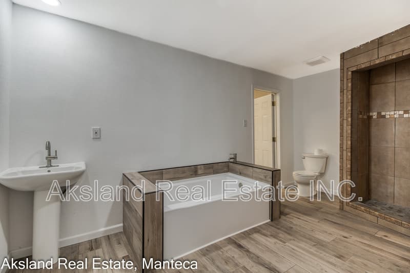 Manteca Condo: 3009 West Lathrop Road - 1