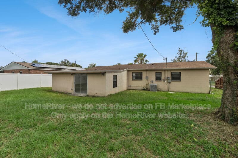 Brandon House: 712 Clayton St