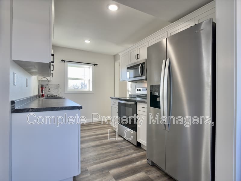 Clarks Grove Condo: 103 Main Street East