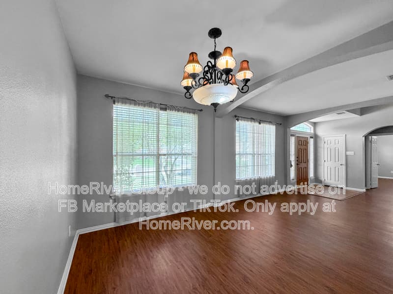 Frisco House: 9715 Madison Dr