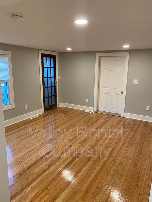 South Hadley Condo: 66 Lyman Street - 1