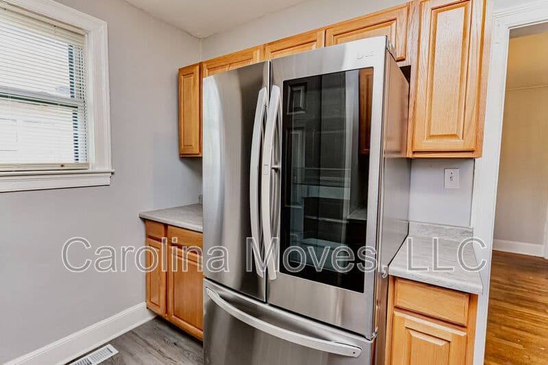 Spartanburg House: 202 Brookwood Terrace