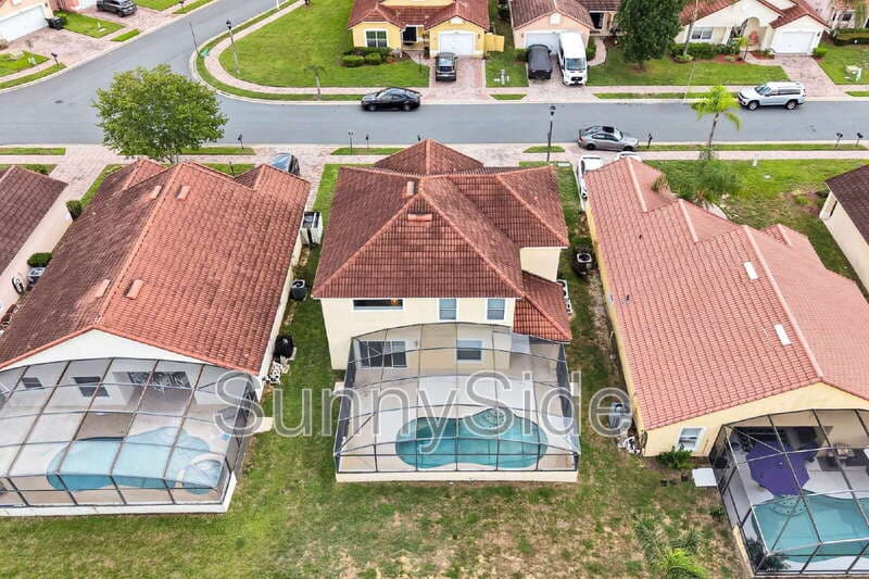 Davenport House: 441 Robin Rd