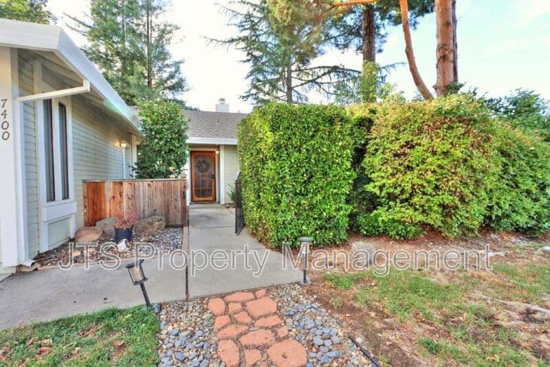 Sacramento House: 7400 Deltawind Drive