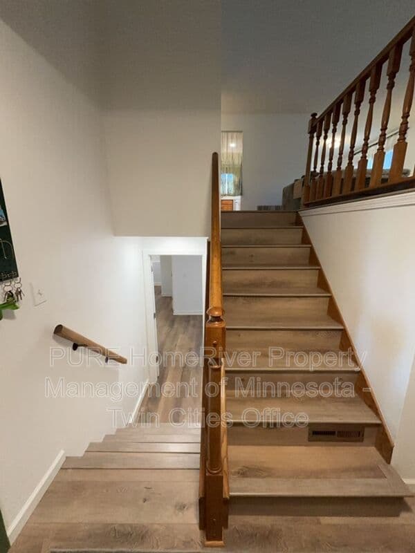 Coon Rapids House: 12394 Magnolia Cir Nw