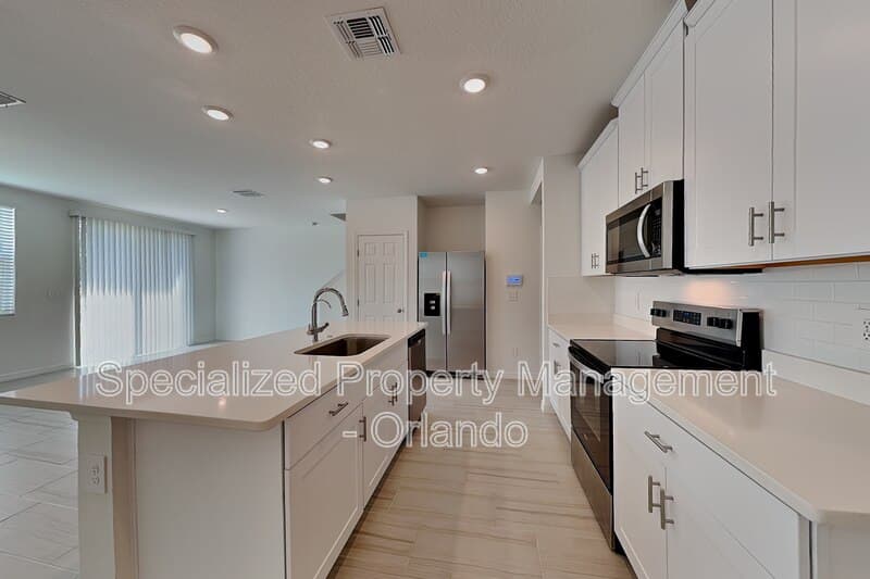 Saint Cloud House: 4273 Ranch House Rd