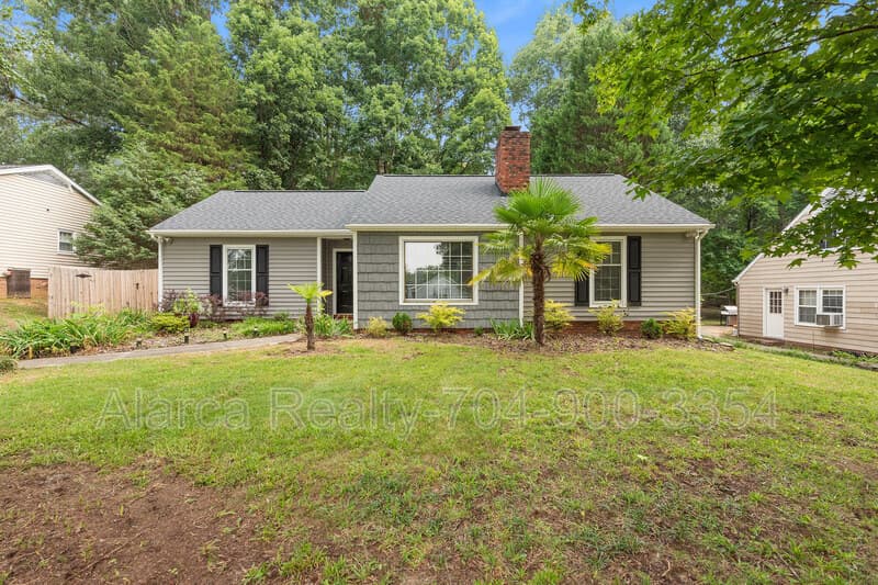 Matthews House: 1207 Forest Wood Dr