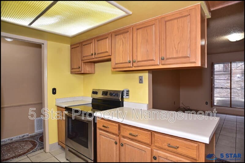 El Paso Condo: 6700 Escondido Drive