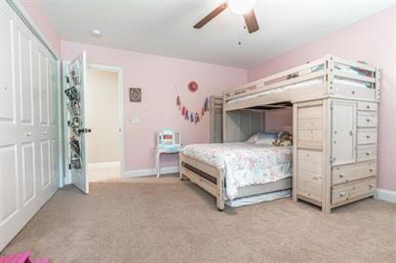 Pinehurst House: 55 Bridle Path Circle