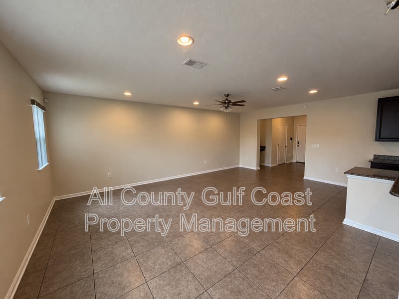Palmetto House: 2234 10th Ave E