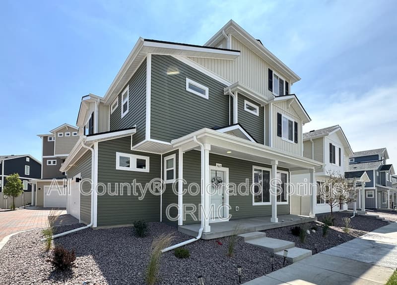 Colorado Springs House: 5635 Dakan Loop