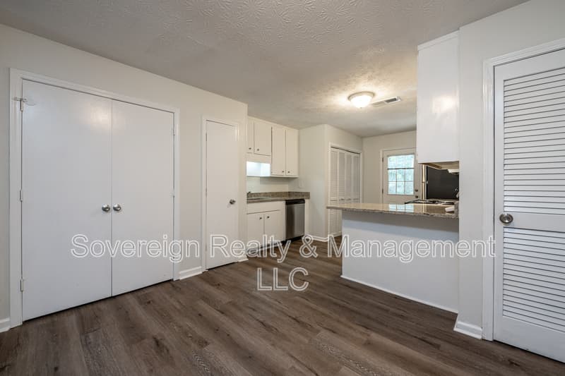 Lawrenceville Condo: 511 Downing St