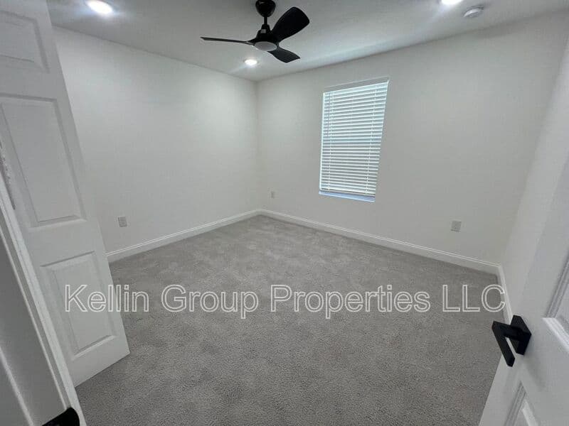 Winter Haven House: 2281 Whitley Ln