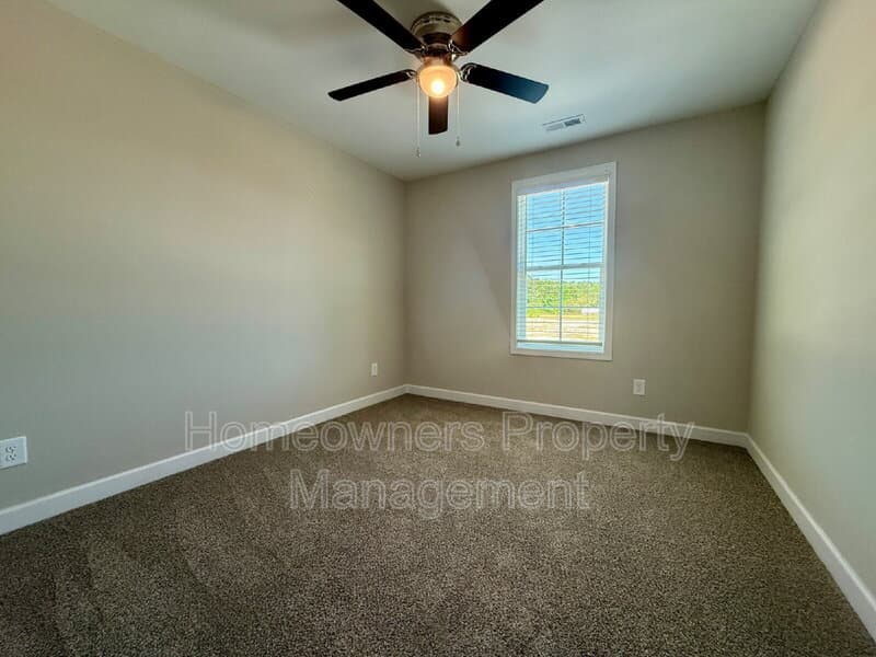 Fayetteville Townhome: 8103 King Rd