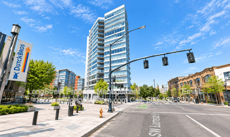Portland Condo: 1926 W Burnside St