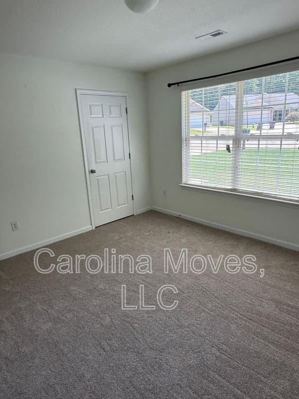 Greenville House: 7 Birchbriar Way
