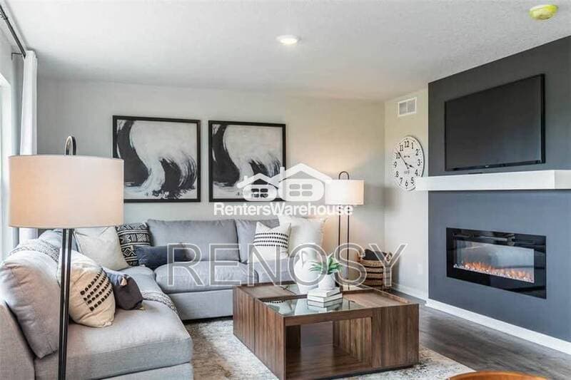 Altoona House: 1021 25th st SE
