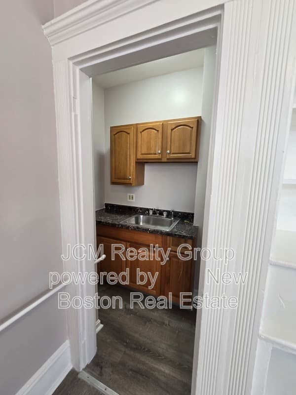 Lynn Condo: 124 Central Ave