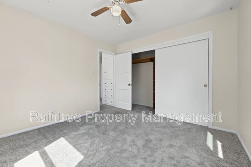 Solana Beach Condo: 146 N Cedros Ave