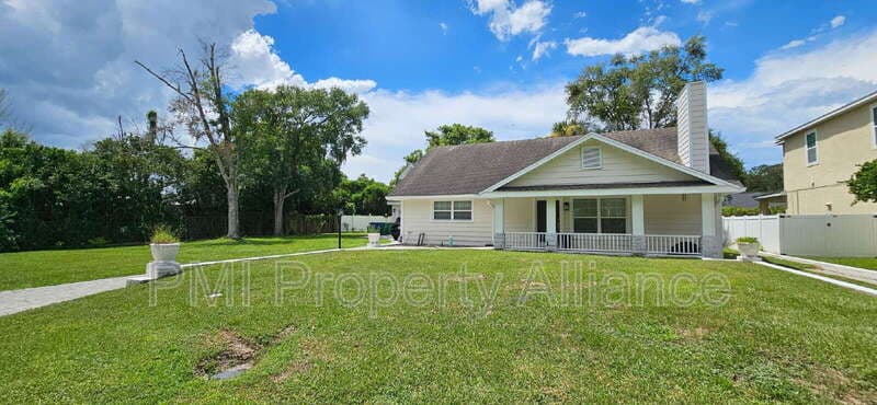 Winter Park House: 2545 Madeline Avenue