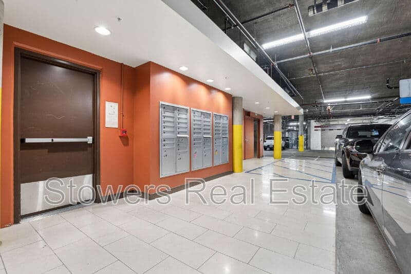 Walnut Creek Condo: 1655 N California Blvd