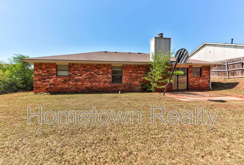 Oklahoma City House: 1109 NE 5th Terrace