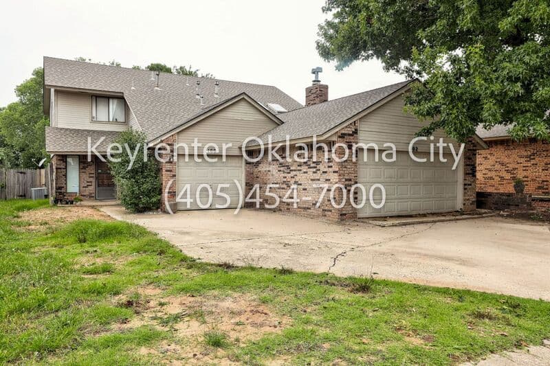 Norman Condo: 102 Harvard Rd