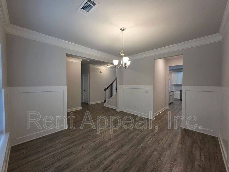 Hoschton House: 970 Laurel Cove Dr