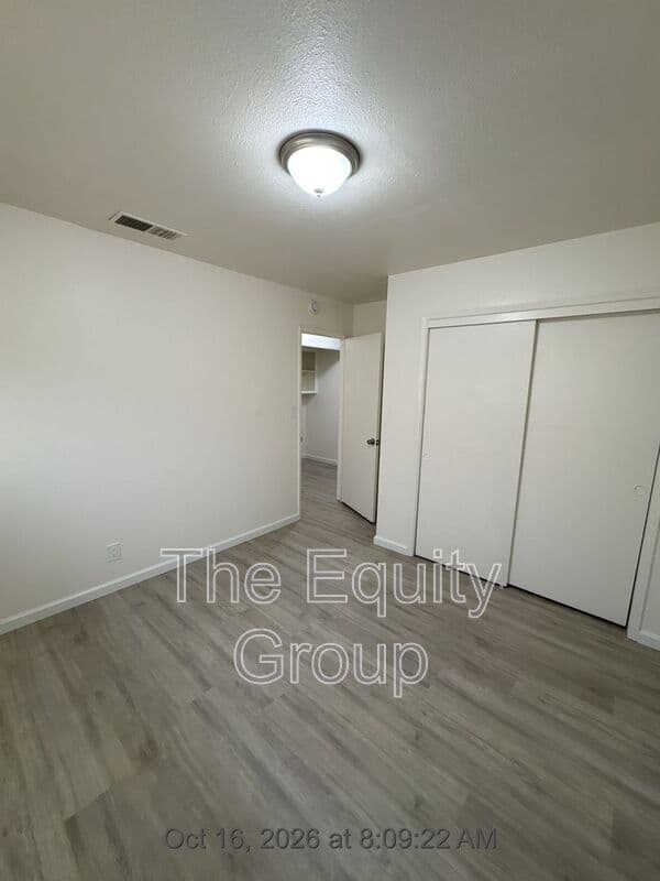 Visalia Condo: 816 West Murray Avenue