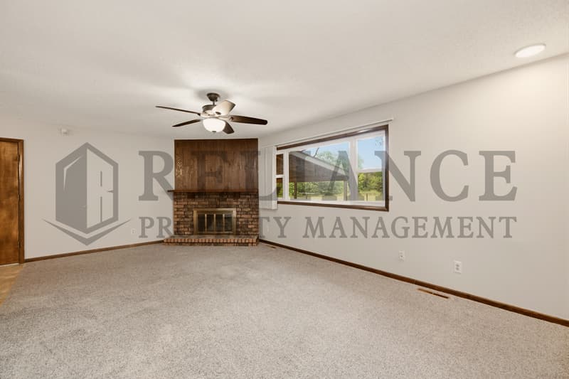 Haysville House: 428 Peach Tree Lane